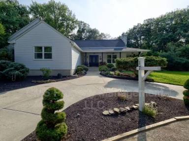 Main picture of 17 Bauers Ln