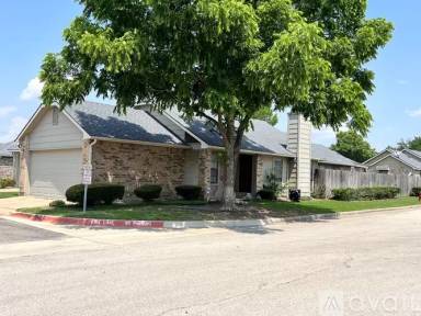 Main picture of 1818 Maplewood Trl