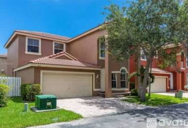 Main picture of 3819 SW 51st St