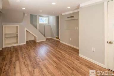 Main picture of 28 Lincoln Ave