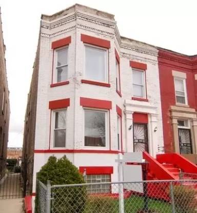 Main picture of 4944 W Fulton St