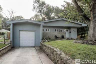 Main picture of 5041 N Garfield Ave