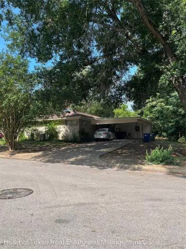 Main picture of 406 Palm St