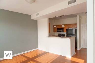 Main picture of 601 N Walnut St