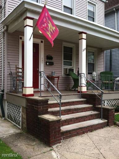 Main picture of 355 Hoover Ave