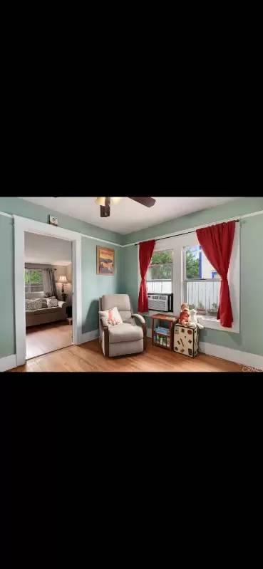 Main picture of 3570 2nd St