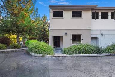 Main picture of 2607 N Lancaster Dr