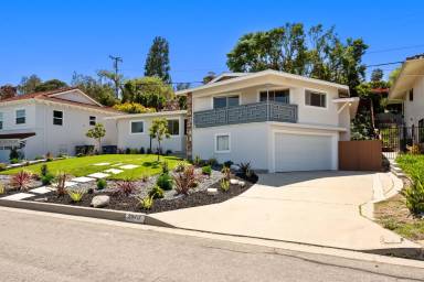 Main picture of 29417 N Enrose Ave