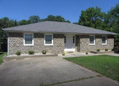 Main picture of 93 Meadowbrook Dr