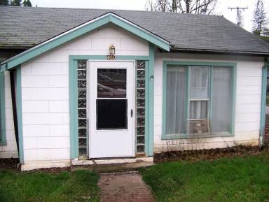 Main picture of 460 Mill St