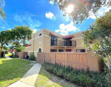 Main picture of 8189 Thames Blvd