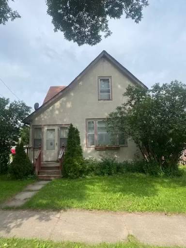 Main picture of 211 2nd Ave NW