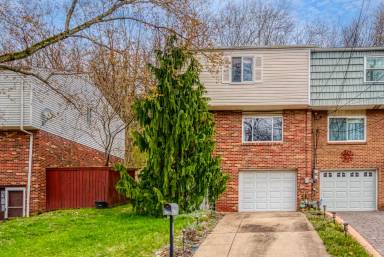 Main picture of 313 McKee Rd