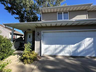 Main picture of 2359 10th St