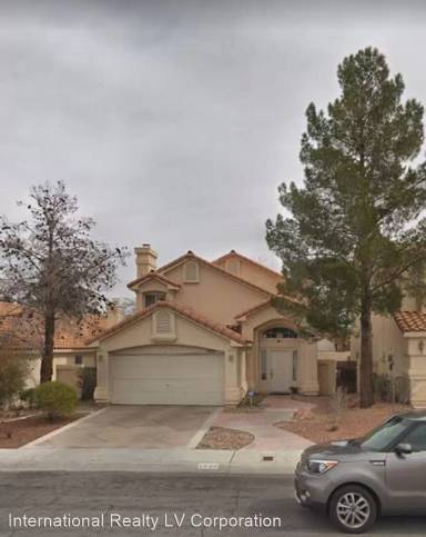 Main picture of 1648 Royal Canyon Dr