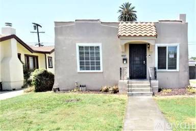 Main picture of 5927 4th Ave