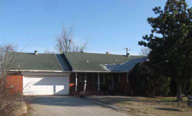 Main picture of 4241 NE 32nd St