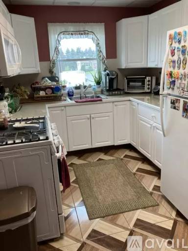 Main picture of 415 Reeves St