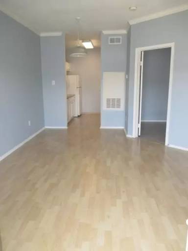 Main picture of Edgecreek Condominiums