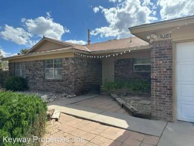 Main picture of 4801 Danube Dr NE