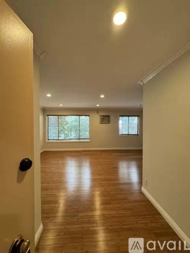 Main picture of 1817 Beloit Ave