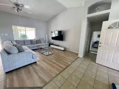 Main picture of 10607 E 35th Pl