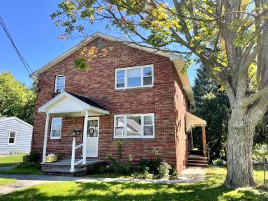 Main picture of 11 Crandall Street - 4