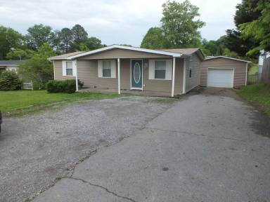 Main picture of 613 Cusick Rd