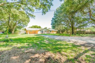 Main picture of 1106 La Neuville Rd