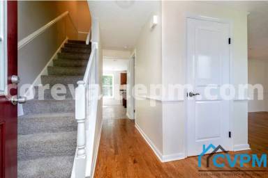 Main picture of 10827 Topbranch Ln