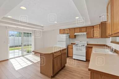 Main picture of 2320 N Wilbur Rd