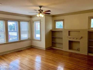 Main picture of 5958 S Rockwell St