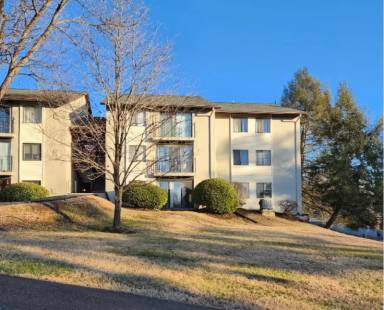 Main picture of 24 Spring Ct