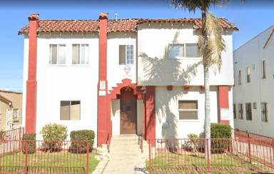 Main picture of 1103 W 64th St