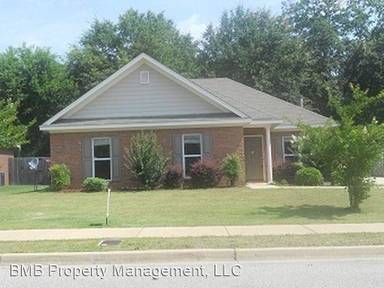 Main picture of 6005 Tamarack Dr
