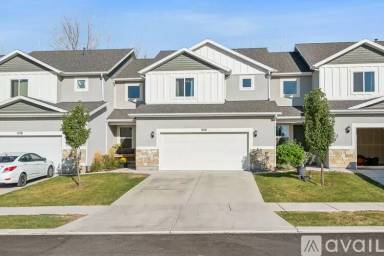 Main picture of 1014 N 120 E