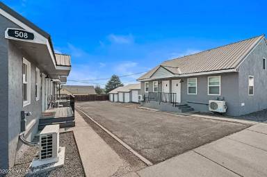 Main picture of 506 2nd Ave