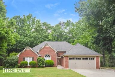 Main picture of 125 Flowers Dr