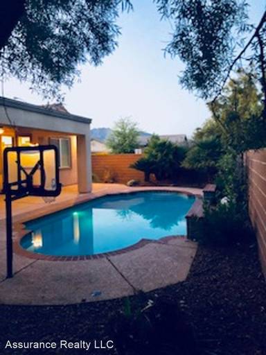 Main picture of 6904 Desert Wren Ln