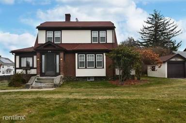 Main picture of 273 Burncoat St