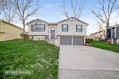 Main picture of 1720 S Whitney Dr