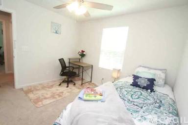 Main picture of 1028 Skipjack Ln