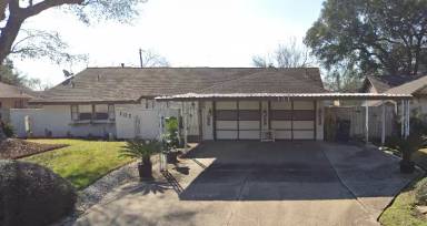 Main picture of 107 W Carby Rd