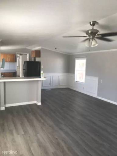 Main picture of 48 Cinnamon Ln