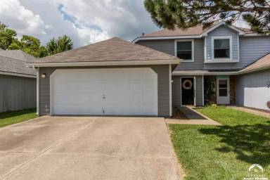Main picture of 525 Eldridge St