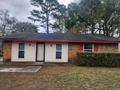 Main picture of 5602 Jan St