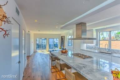 Main picture of 947 4th St