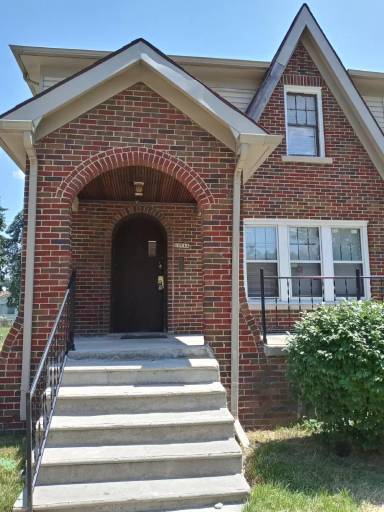 Main picture of 13544 Rutherford St