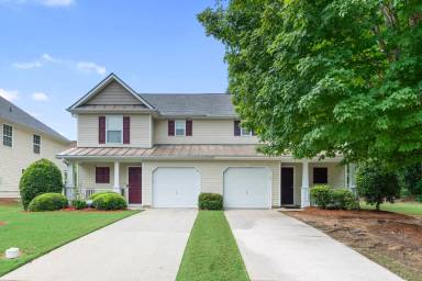 Main picture of 77 Darbys Crossing Pt