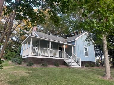 Main picture of 111 Jackson St